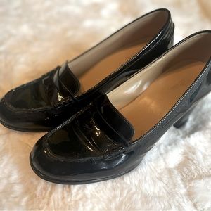 Michael Kors size 9 Buchanan block heel patent leather loafers